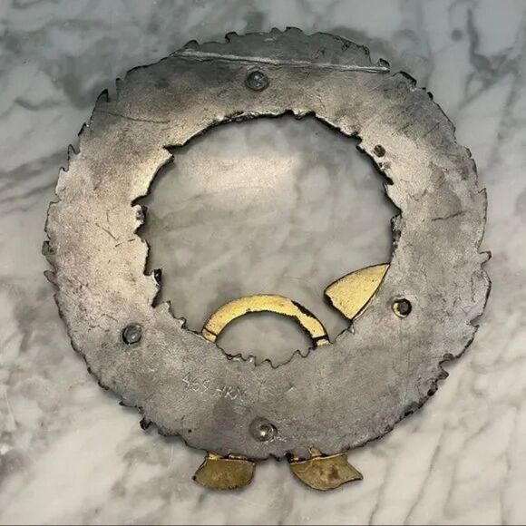 Handmade Metal Christmas Wreath - Picture 5 of 6